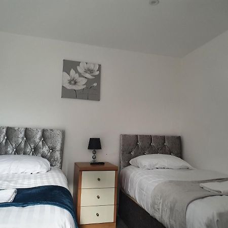 Modern City Centre Apartments Liverpool Exterior photo